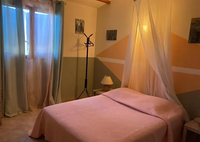 Macchia Evasion Avec Piscine Homestay szállás Monacia-d'Aullène