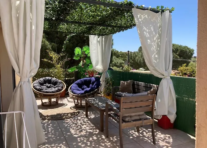 Rum i privatbostad Macchia Evasion Avec Piscine