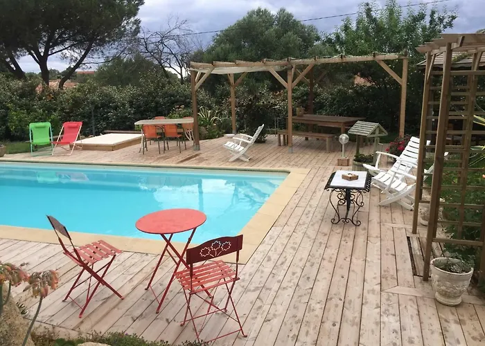 Macchia Evasion Avec Piscine *